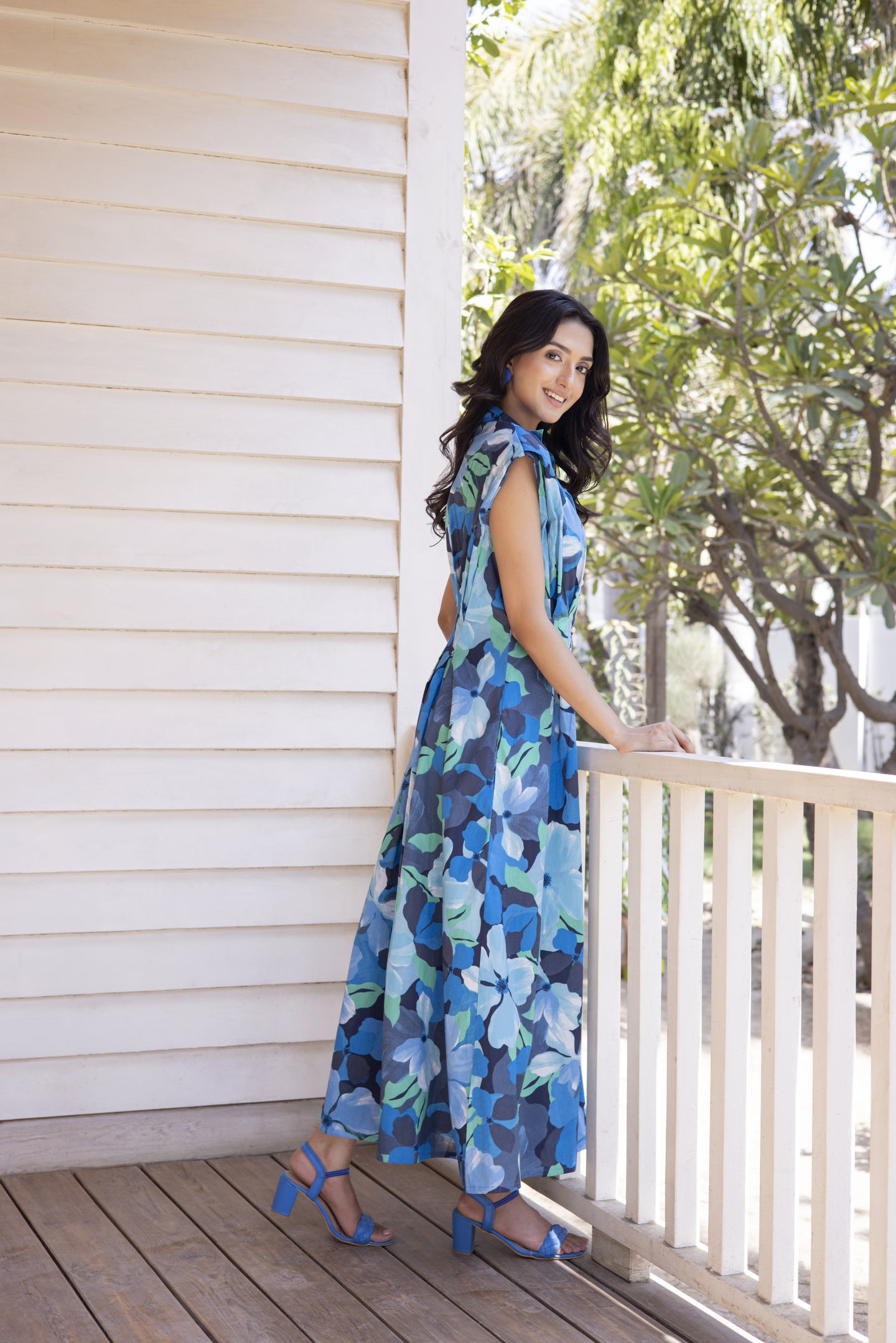 Blue Flora Pleated Long Dress